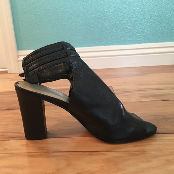 via spiga ginevra leather bootie